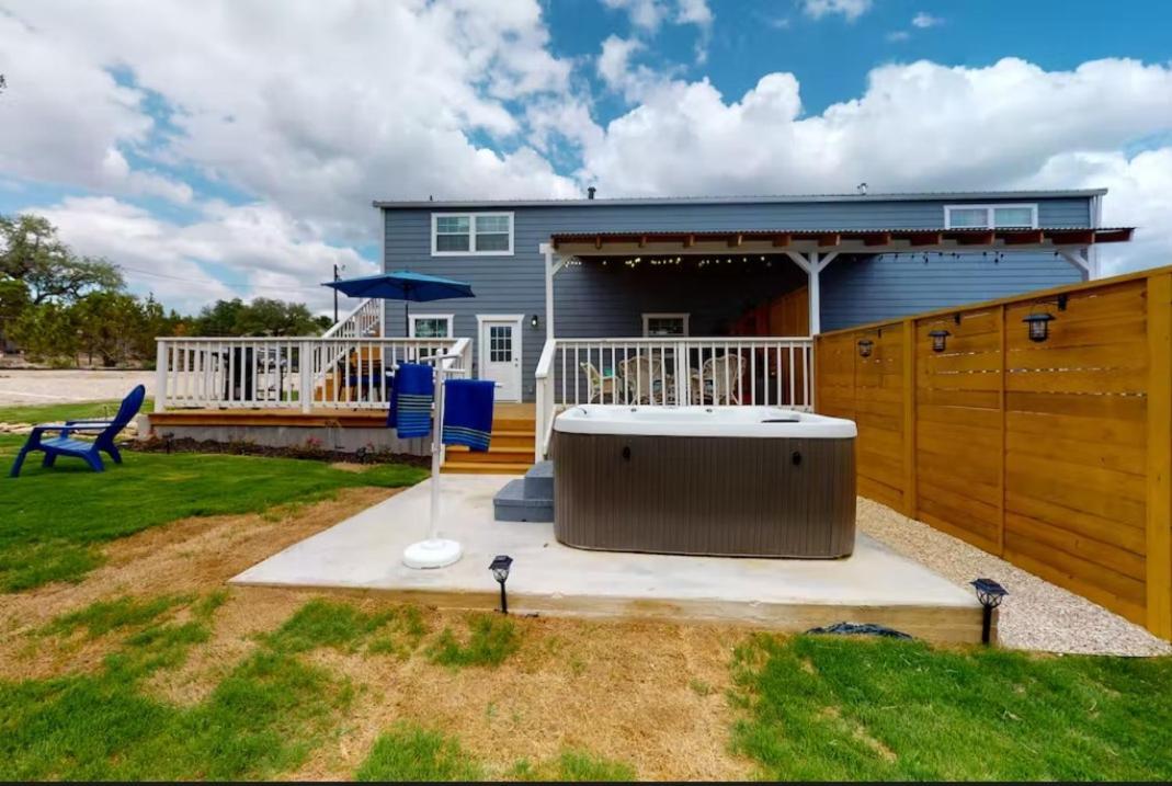 Hotel Blue Oasis In The Hill Country Kerrville Exterior foto